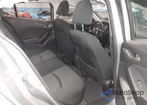 2014 Mazda Mazda3 I Sv z USA, uszkodzony, nr VIN JM1BM1T7XE1199622